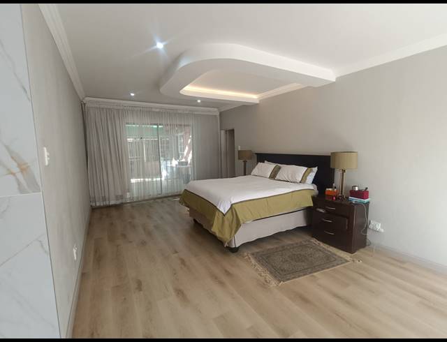 3 BEDROOM HOUSE FOR SALE IN VANDERBIJLPARK CE 1